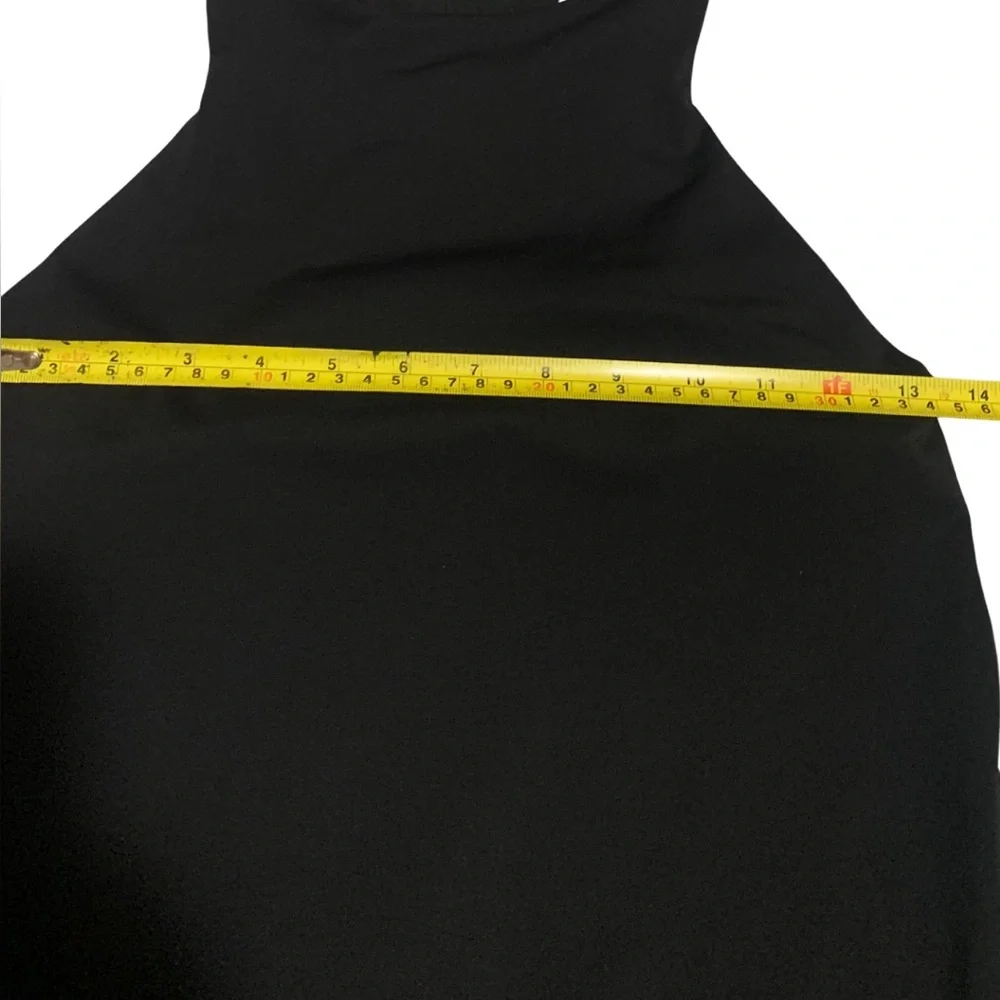 Lululemon Women Athletica Black Tank Top. Size 6 Pre-Owned
